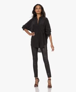 By Malene Birger Derris Biologisch Zijden Overhemdblouse - Zwart 21 By Malene Birger Derris Biologisch Zijden Overhemdblouse - Zwart -Kleding Series Winkel 221004 9198a2af cf47 4316 abbc 33742880caae