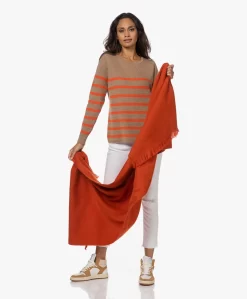 Alpaca Loca Handgemaakte Uni Sjaal In Alpaca - Steenrood -Kleding Series Winkel 221004 fd8e5dd5 bf90 4ff1 b9d4 be29985daad4 scaled