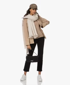 Alpaca Loca Handgemaakte Uni Sjaal In Alpaca - Beige -Kleding Series Winkel 221018 7b34dece 401a 4fcd abd8 10cd3323b554 1 scaled