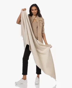 Alpaca Loca Handgemaakte Uni Sjaal In Alpaca - Beige -Kleding Series Winkel 221018 7c6e1828 1630 482f 824c 72ffe2538ecc scaled