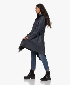 Maium 2-In-1 Regenjas - Navy -Kleding Series Winkel 221018 8e183261 7972 4ee7 9a05 555b11994506 scaled