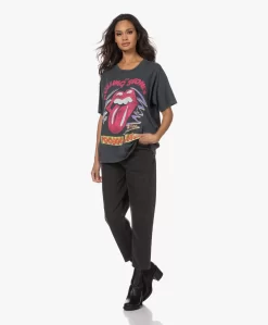 Daydreamer Rolling Stones Voodoo Lounge 1994 Merch T-Shirt - Vintage Black -Kleding Series Winkel 221103 afec5375 f75a 41af be99 1fac7f9f0c07 scaled