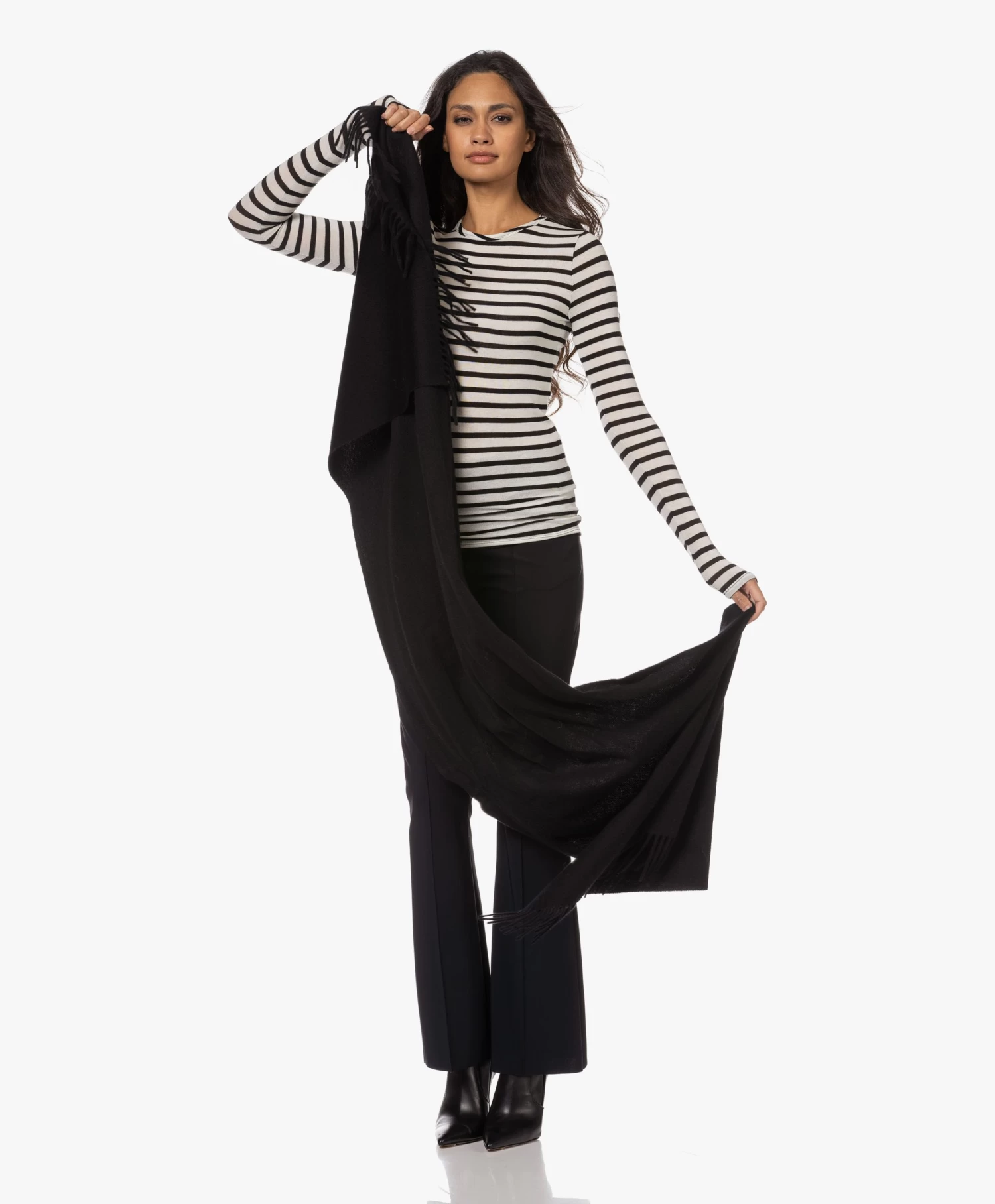 Filippa K Cashmere Blend Sjaal - Zwart 4 Filippa K Cashmere Blend Sjaal - Zwart - Afbeelding 4