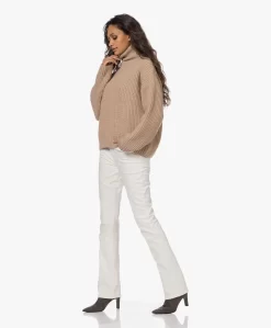 Anine Bing Sydney Oversized Coltrui - Camel -Kleding Series Winkel 221115 688899ea 72ad 4ec8 a6af 5ef7bd751b2a scaled