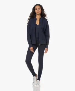 Hanro Wol-Zijde Spaghettitop - Deep Navy -Kleding Series Winkel 221121 39f906c0 0bf6 4bca bbd5 7c242ca11485 scaled