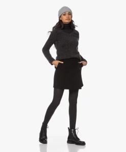 Repeat Ribgebreide Muts In Biologisch Cashmere - Lichtgrijs -Kleding Series Winkel 221121 9b775c23 4f80 48a0 857e 970389c7e50e scaled