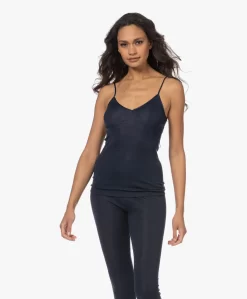 Hanro Wol-Zijde Spaghettitop - Deep Navy -Kleding Series Winkel 221121 bb2502d0 8d7c 41d9 80fb 4f34210ef4fc scaled