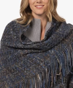 Manos Del Uruguay Merino Wolmix Poncho - Donkerblauw/Bruin/Grijs 19 Manos Del Uruguay Merino Wolmix Poncho - Donkerblauw/Bruin/Grijs -Kleding Series Winkel 221124 8bff6fd0 4810 4d09 91d9 ea99c9de73d2 scaled