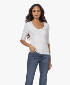 Filippa K Cotton Stretch Scoop Neck T-Shirt - Wit -Kleding Series Winkel 221129 e9fb1332 d2ba 4a64 beba e9feb039d82a scaled