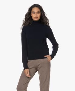 Resort Finest Fijngebreide Cashmere Coltrui - Navy