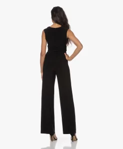 Norma Kamali Shirred Mouwloze Travel Jersey Jumpsuit - Zwart -Kleding Series Winkel 221130 1d1aa5a3 5f59 4505 b504 f55fb01d75b4 scaled