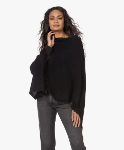 Repeat Franje Poncho In Biologisch Cashmere - Zwart -Kleding Series Winkel 221130 1e3d8421 9a56 4463 9aee 14b4b45883d1 scaled