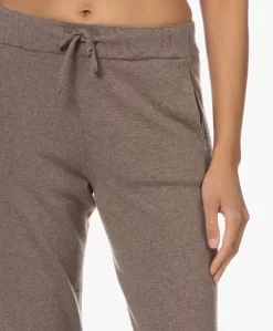 Resort Finest Gebreide Wol-Cashmeremix Sweatpants - Walnut -Kleding Series Winkel 221130 77913d08 bb92 48c7 b09d a243c1dc16f7 scaled