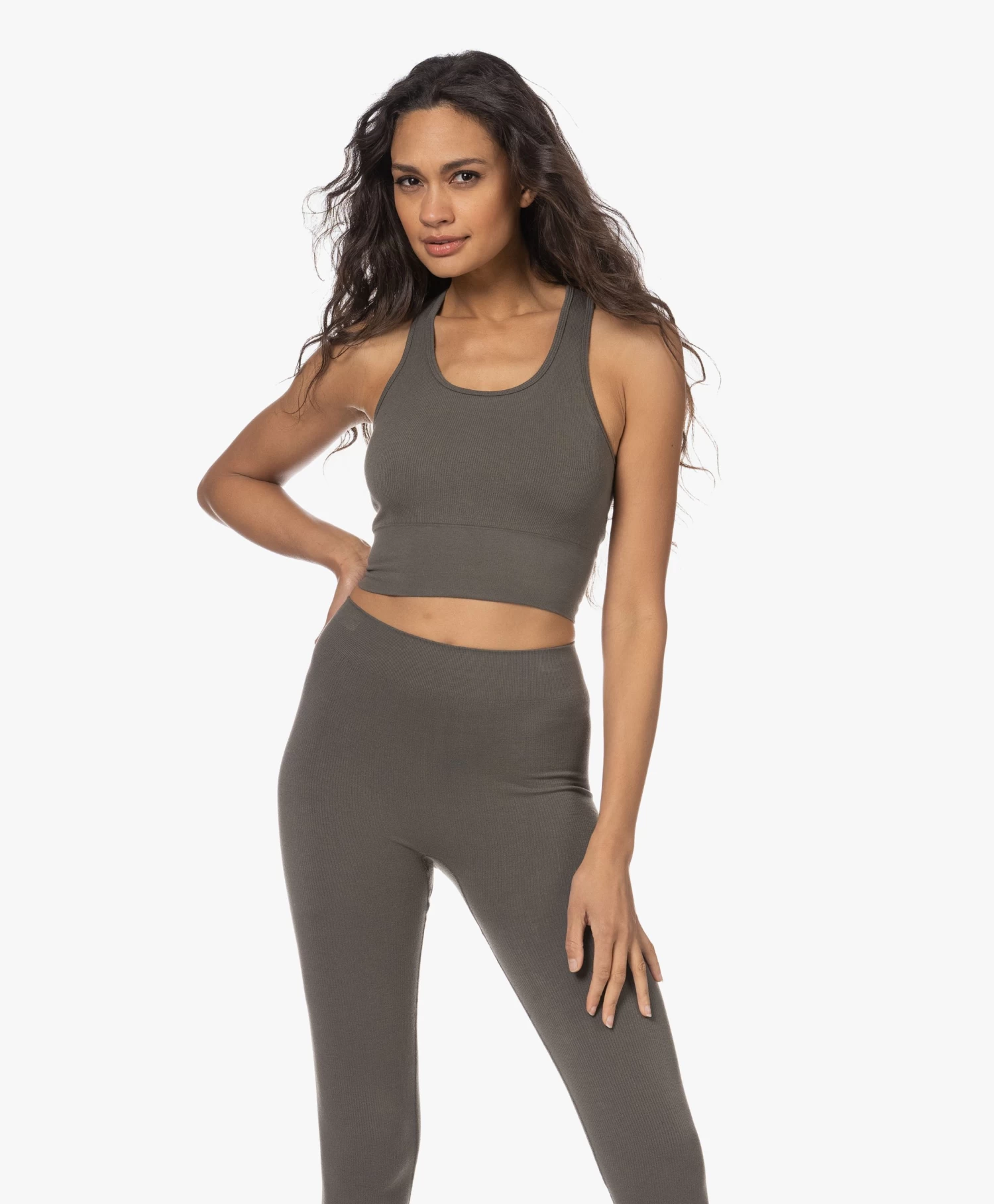 Gai+Lisva Lifa Cropped Yoga Top - Beluga 3 Gai+Lisva Lifa Cropped Yoga Top - Beluga - Afbeelding 3