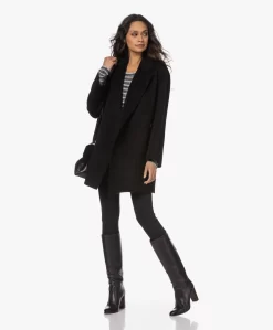 By Malene Birger Ayvia Halflange Double-Breasted Jas - Zwart -Kleding Series Winkel 221205 7c1ca892 6c6c 4a01 ad77 63b4c5d8bd45 scaled