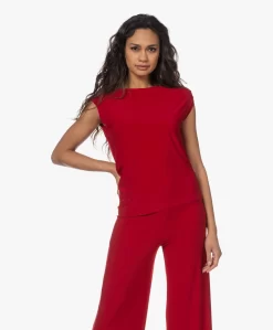 Norma Kamali Drop Shoulder Tech Jersey Top - Rood -Kleding Series Winkel 221206 8d803b16 1d8f 44f9 8e11 9d438137313f scaled