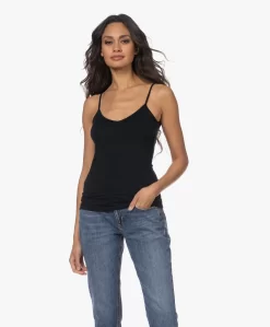 Majestic Filatures Superwashed V-Hals Spaghettitop - Marine -Kleding Series Winkel 221207 484a9002 087e 4be6 86ac 8769c8d4941e scaled