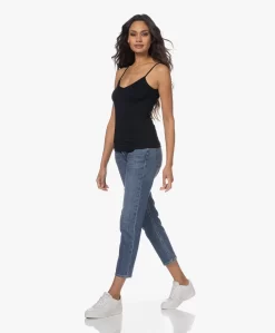 Majestic Filatures Superwashed V-Hals Spaghettitop - Marine -Kleding Series Winkel 221207 cab86d7e 3909 49b4 9c9d 55e7b8715c26 scaled