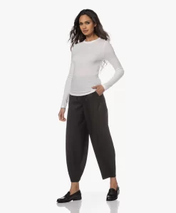 Róhe Rib Jersey Layering Longsleeve - Off-White -Kleding Series Winkel 221213 64fd142a 03c9 4182 ab52 a08954aeaa63 scaled