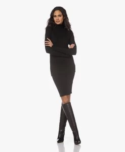 By Malene Birger Nilah Viscose En Wol Colshirt - Zwart -Kleding Series Winkel 221213 9b9d91bd 9e5e 4e0b bf20 fa97eccbfdcd