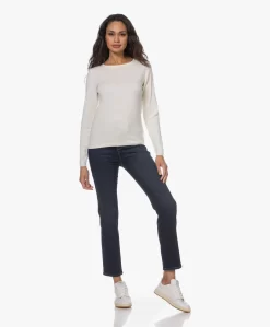 Resort Finest Forte Pullover Met Ronde Hals - Ecru -Kleding Series Winkel 221220 4f4dc4d6 358e 482b b79a 2f2c021dbca0 scaled