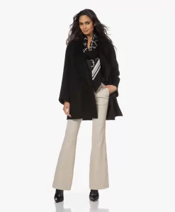 By Malene Birger Ayvia Halflange Double-Breasted Jas - Zwart -Kleding Series Winkel 221220 c3d6e326 ce6d 4e98 9778 00742a61f007 scaled