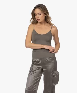 Majestic Filatures Superwashed V-Hals Spaghettitop - Militaire -Kleding Series Winkel 221222 c1ead1ea a355 4db3 a436 656496ef4995 scaled