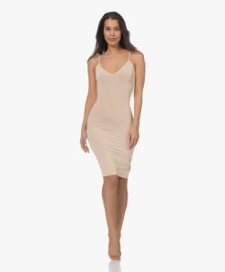 By Malene Birger Camille Viscose Jersey Onderjurk - Champagne -Kleding Series Winkel 221229 58ed3425 4196 464b a3cb 627a0b70e6c4 scaled