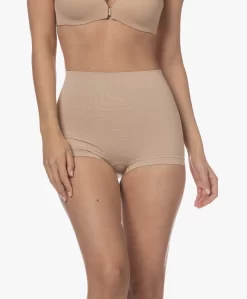 Spanx® Ecocare Everyday Shaping Boyshort - Toasted Oatmeal -Kleding Series Winkel 22171300 79ec 4d4d a619 b0a6bea4819e 134 scaled