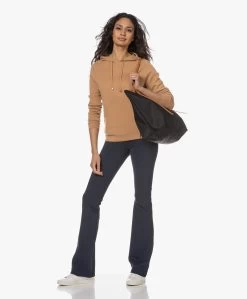 Deblon Sports Celine Flared Legging - Navy 15 Deblon Sports Celine Flared Legging - Navy -Kleding Series Winkel 230103 b9f90699 121b 428b 991e 8ef80f5d7a27