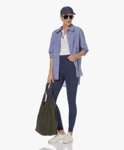 Anine Bing Mika Gestreept Poplin Overhemd - Blauw/Wit -Kleding Series Winkel 230105 7fa4103d c460 4e44 ad0f dbfdbb485b72 scaled