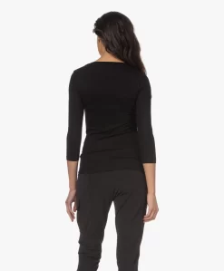 Majestic Filatures Superwashed V-Hals T-Shirt Met Driekwart Mouwen - Zwart -Kleding Series Winkel 230110 12319594 5608 4b50 aa72 4ad76d062883 scaled