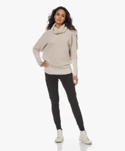 Sibin/Linnebjerg Tut Trui Met Gedrapeerde Col - Kit -Kleding Series Winkel 230110 71fffe07 7a8d 47c0 86b2 f4df4b26851e scaled