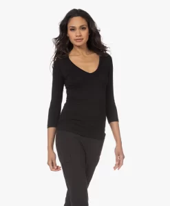 Majestic Filatures Superwashed V-Hals T-Shirt Met Driekwart Mouwen - Zwart -Kleding Series Winkel 230110 f8067e46 be1d 4c90 aef1 dbff896e1ef6 scaled