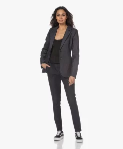 Repeat Zijden Top Met Kant - Zwart 21 Repeat Zijden Top Met Kant - Zwart -Kleding Series Winkel 230124 5920c0ca ab75 49bc b4f2 b2344707b8f3 scaled