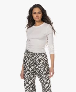 Róhe Rib Jersey Layering Longsleeve - Off-White -Kleding Series Winkel 230126 167ed5ed a567 4c47 a884 cf295e41400e