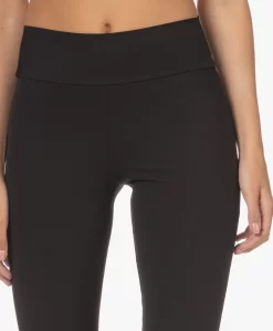 Japantky Kaya Travel Jersey Cropped Flared Broek - Zwart -Kleding Series Winkel 230210 8416bb2a 7483 44d1 a1bc 602467b5c781 scaled