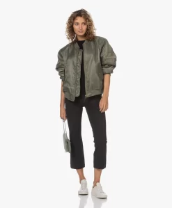 Japantky Kaya Travel Jersey Cropped Flared Broek - Zwart -Kleding Series Winkel 230210 a0d64405 c07b 42f9 9e2c 868992f1218c scaled