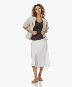 Resort Finest Frivo Satijnen Midi Rok - Ecru -Kleding Series Winkel 230220 d90d627b 7ac7 44f9 b834 b07de2b8bb0a scaled