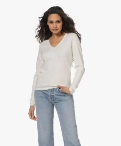 Resort Finest Via V-Hals Pullover - Ecru -Kleding Series Winkel 230228 39c29d4c 0d41 4d54 be78 1d46832043ed