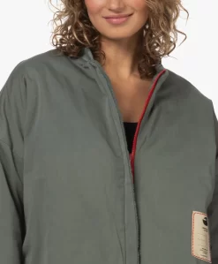 Baindoux Sunset Reversible Bomberjack - Olive 19 Baindoux Sunset Reversible Bomberjack - Olive -Kleding Series Winkel 230301 43c55490 3bee 4cb4 9e40 0e75932a24ff scaled