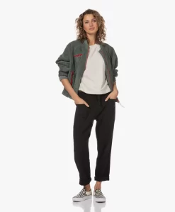 Baindoux Sunset Reversible Bomberjack - Olive 21 Baindoux Sunset Reversible Bomberjack - Olive -Kleding Series Winkel 230301 6f5b7ff6 6abe 46f6 8faa 85ddf707b5c9 scaled