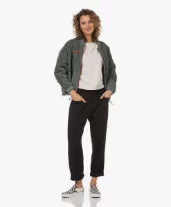 Baindoux Sunset Reversible Bomberjack - Olive 17 Baindoux Sunset Reversible Bomberjack - Olive -Kleding Series Winkel 230301 b88c45d9 ee19 493a b76e 42545b29a097 scaled