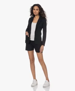 Majestic Filatures Viscose Jersey Blazer - Marine -Kleding Series Winkel 230302 a9eebf6e d8f6 45d8 a965 bfd1a64210d0 scaled