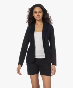 Majestic Filatures Viscose Jersey Blazer - Marine -Kleding Series Winkel 230302 c2119da4 2829 46fd 86b6 0c0036644c0e scaled