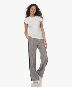 Closed Rib Jersey T-Shirt Met Kapmouwen - Ivoor -Kleding Series Winkel 230303 b49e17bd 2b1a 4f96 a212 9d847b7648ec scaled