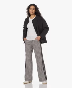 Closed Rib Jersey T-Shirt Met Kapmouwen - Ivoor -Kleding Series Winkel 230303 d14615c8 03f8 4085 b8f2 920e33b02c1a scaled