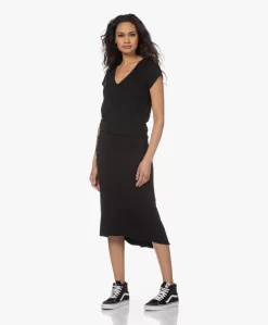 James Perse Aangerimpelde Jersey Midi Rok - Zwart -Kleding Series Winkel 230307 9f0d80a0 de8f 4464 acdc 3b18541355d0 scaled