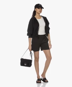 Iro Oritta Cropped Hoodie Sweatvest - Zwart -Kleding Series Winkel 230308 a8c171ae 8370 450d 8e7b b5fa97d7bd41 scaled