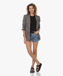 Drykorn Koale Ribgebreid Korte Mouwen T-Shirt - Zwart -Kleding Series Winkel 230309 b538bff4 fc16 4b00 9961 e277b3d67f24 scaled